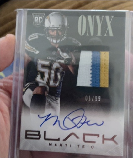 2013 Panini Black Onyx Manti Te'o Rookie Patch Autograph #50 — front