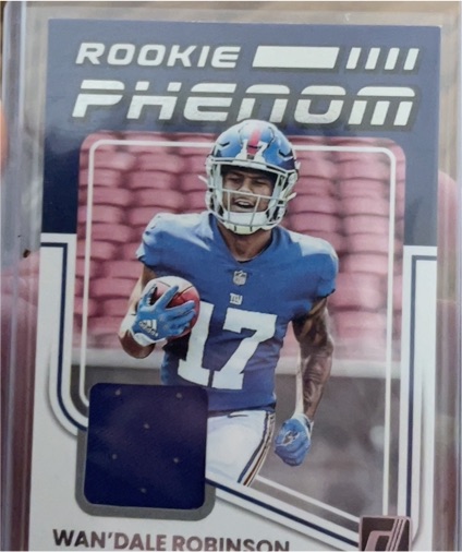 2022 Donruss Rookie Phenom Jerseys #RPJ-19 Wan'Dale Robinson — front