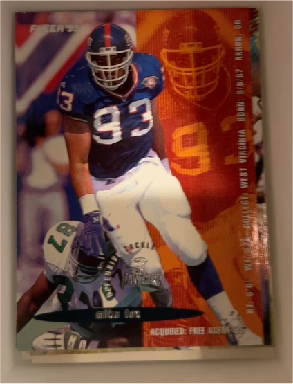 1995 Fleer #42 Mike Fox — front