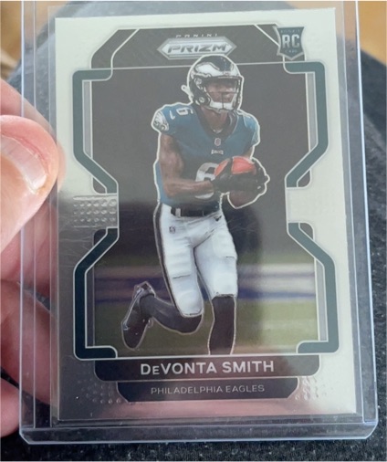2021 Panini Prizm #335 DeVonta Smith — front