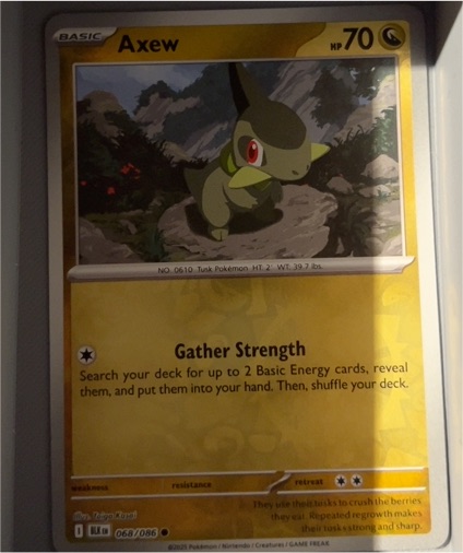 2025 Pokémon Scarlet & Violet Black Bolt #068 Axew — front