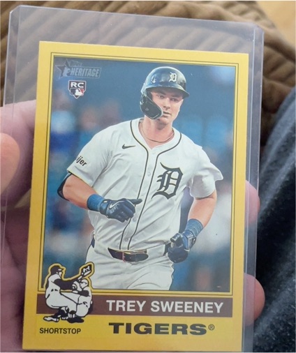 2025 Topps Heritage #432 Trey Sweeney — front