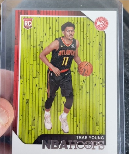2018 Panini NBA Hoops #250 Trae Young — front