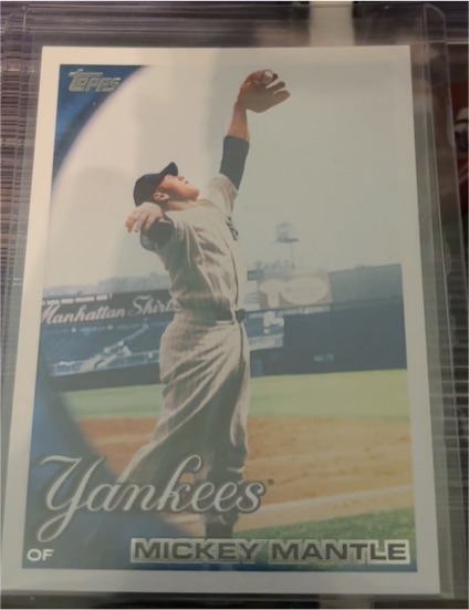 2010 Topps #7 Mickey Mantle — front