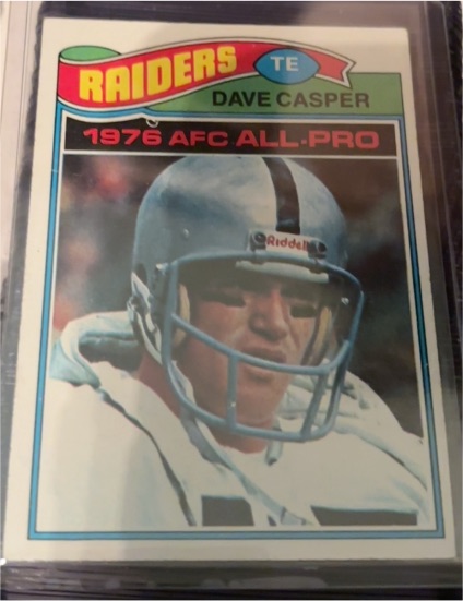 1977 Topps #380 Dave Casper Raiders — front