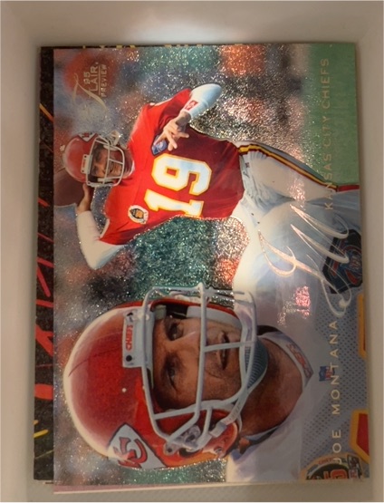 1995 Fleer Flair Preview #15 Joe Montana — front