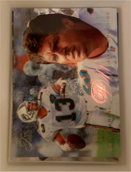 1995 Fleer Flair Preview #18 Dan Marino — front