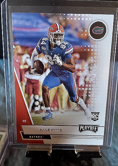 2021 Panini Chronicles Playoff Draft Picks #396 Kyle Pitts — front