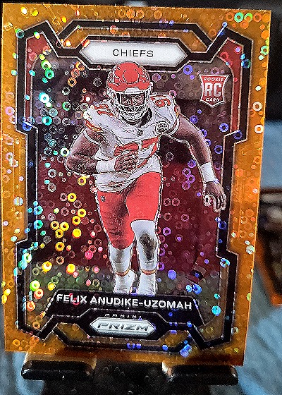 2023 Panini Prizm #349 Felix Anudike-Uzomah Orange Disco Rookie — front