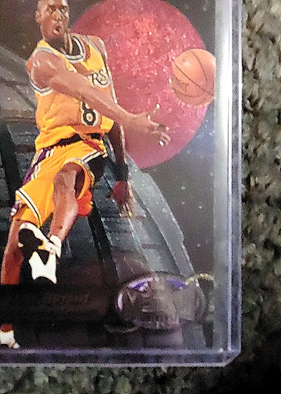 1997-98 Skybox Metal Universe #81 Kobe Bryant — front