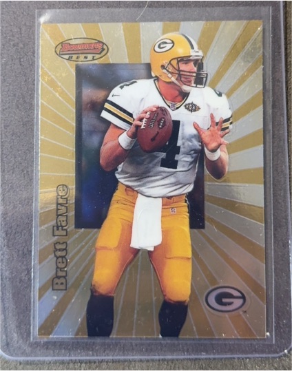 1998 Bowman's Best #10 Brett Favre — front