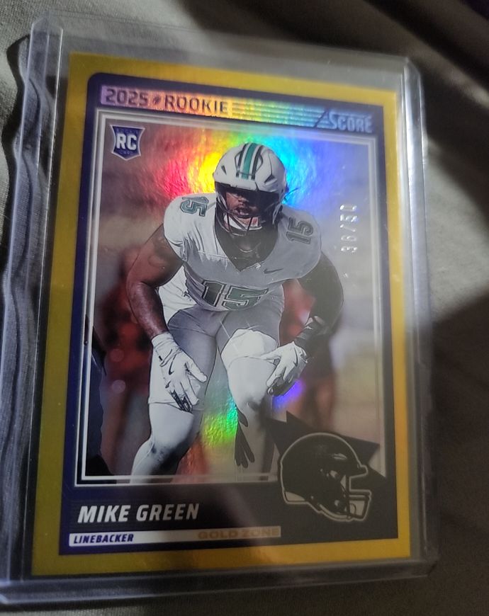 2025 Panini Score Football Mike Green RC Rookie Gold Zone #RC — front