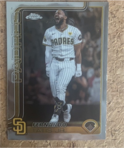 2025 Topps Chrome #159 Fernando Tatis Jr. — front