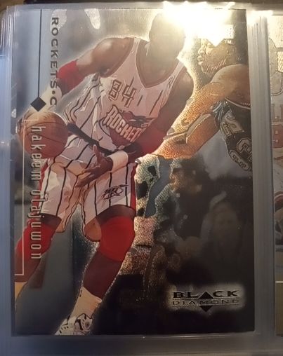 1998-99 Upper Deck Black Diamond #39 Hakeem Olajuwon — front