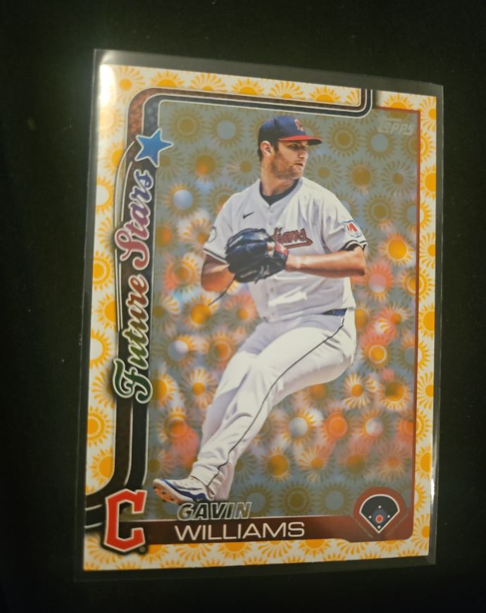 2025 Topps Series 2 #554 Gavin Williams Future Stars Holiday Sun — front