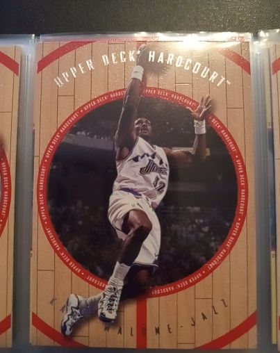 1998 Upper Deck Hardcourt #70 Karl Malone — front