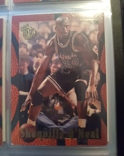 1994 Topps Embossed #69 Shaquille O'Neal — front