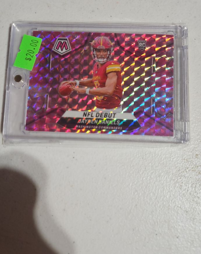 2024 Panini Mosaic #272 Jayden Daniels NFL Debut Pink Camo Mosaic Prizm Rookie Card — front