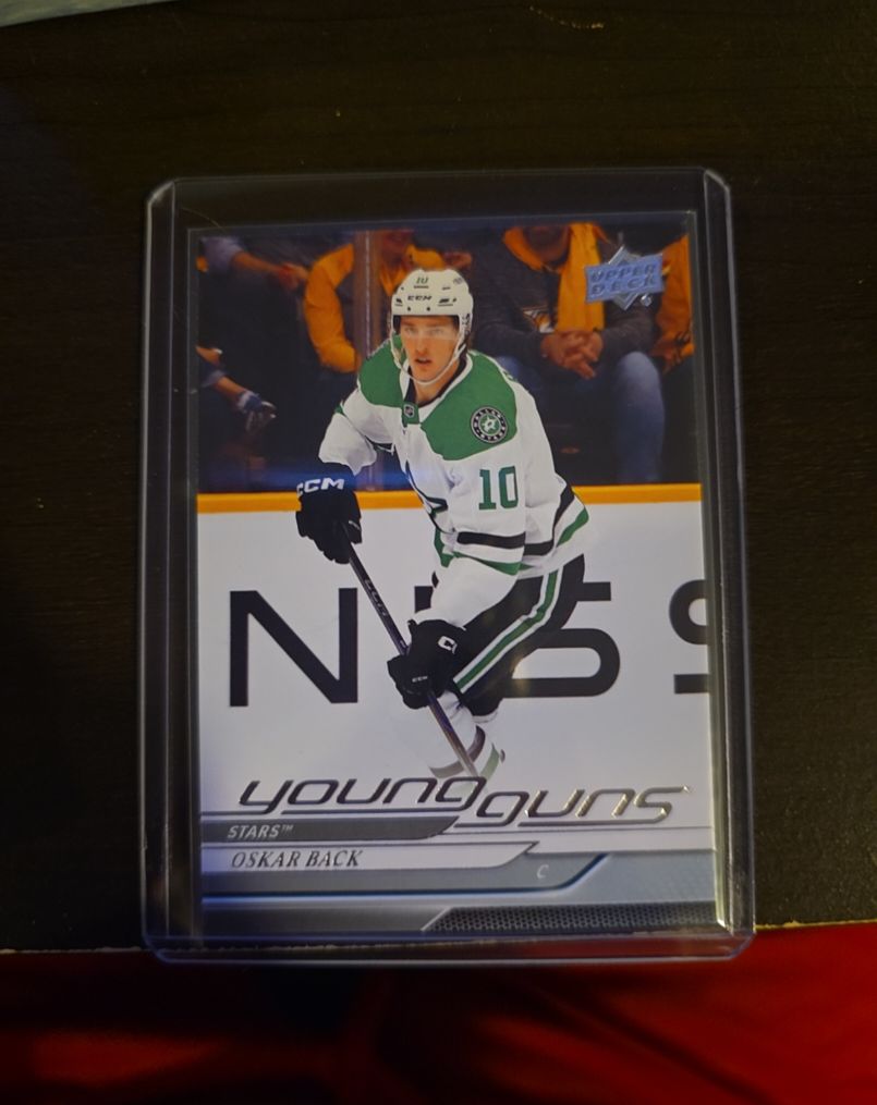 2024-25 Upper Deck Series 2 #465 Oskar Back — front