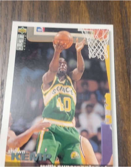 1995-96 Upper Deck Collector's Choice #40 Shawn Kemp — front