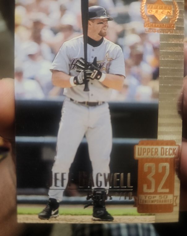 1999 Upper Deck Century Legends #82 Jeff Bagwell — front