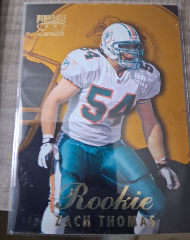 1997 Pinnacle Zenith #126 Zach Thomas — front