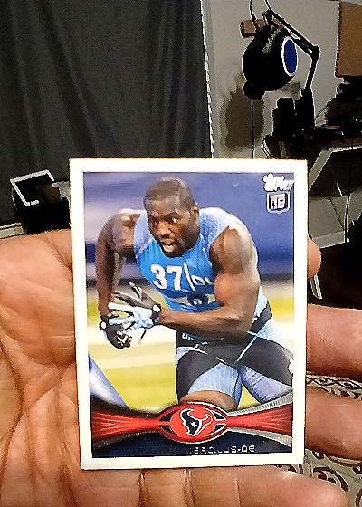 2012 Topps #433 Luke Kuechly — front