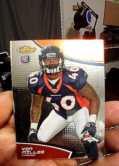 2011 Topps Finest #28 Von Miller — front