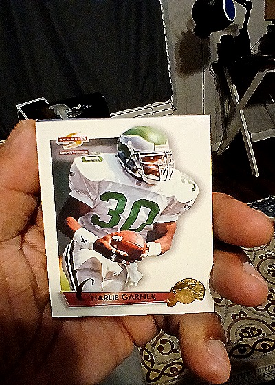 1997 Bowman #30 Charlie Garner — front