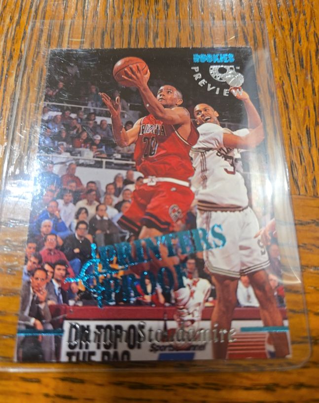 1995 SkyBox Premium #5 Damon Stoudamire — front