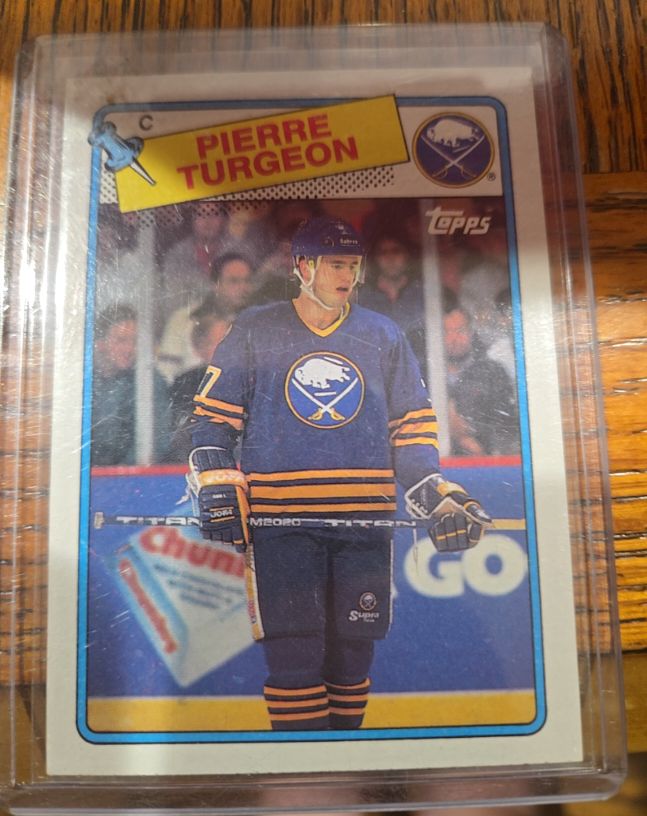 1990 Topps #1 Pierre Turgeon — front
