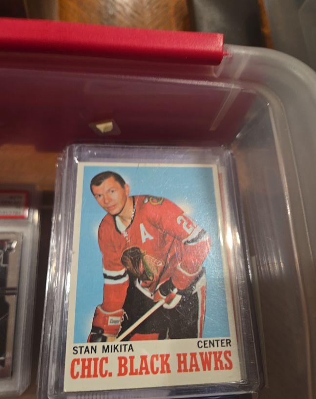 1965 Topps #20 Stan Mikita — front