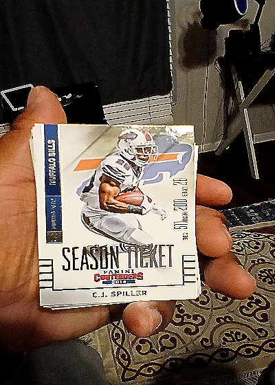 2011 Panini Contenders Season Ticket C.J. Spiller — front