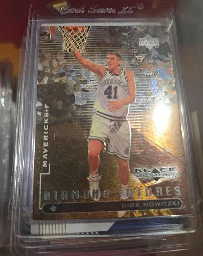 1999 Upper Deck Black Diamond #41 Dirk Nowitzki — front