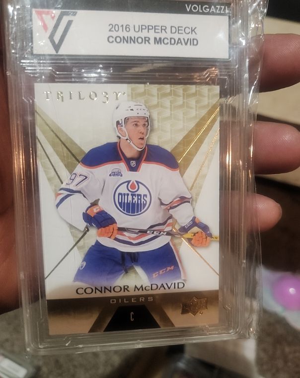 2016 Upper Deck Trilogy #TR-1 Connor McDavid — front