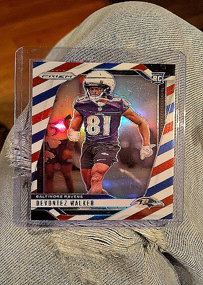 2021 Panini Prizm #81 DeVonteiz Walker — front