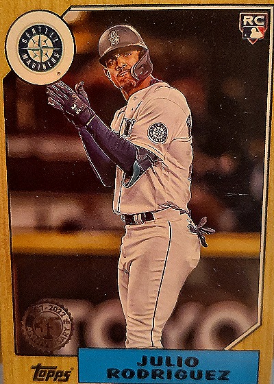 2022 Topps #1 Julio Rodriguez — front