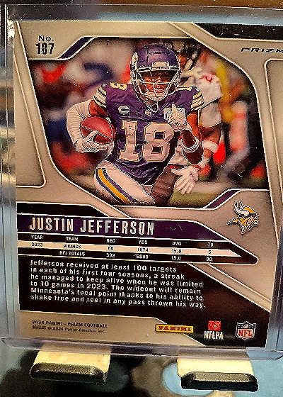 2023 Panini Prizm #187 Justin Jefferson — back