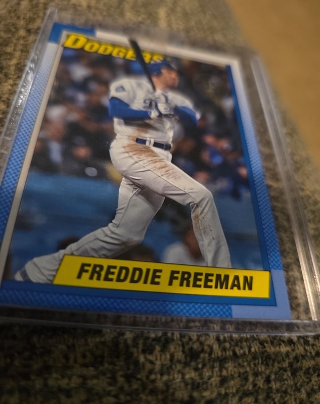 2023 Topps #1 Freddie Freeman — front
