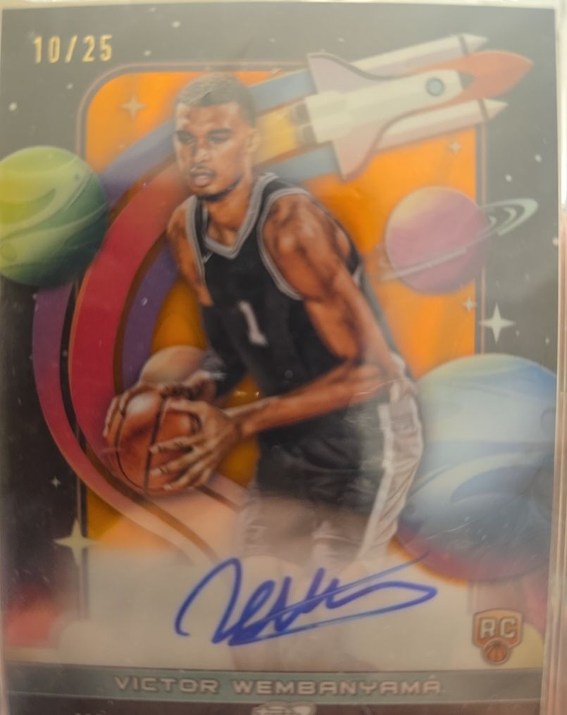 2023 Panini Chronicles Optic #1 Victor Wembanyama — front