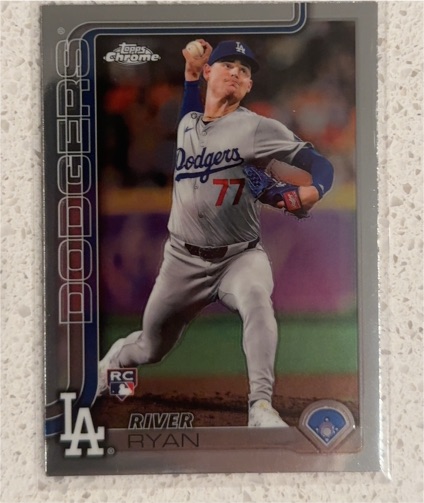 2025 Topps Chrome #18 River Ryan — front
