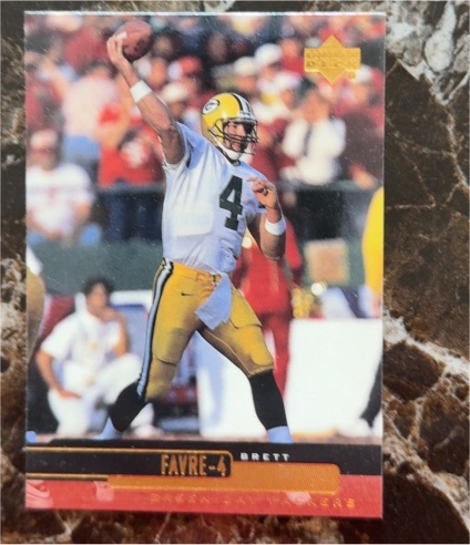 1999 Upper Deck #80 Brett Favre — front