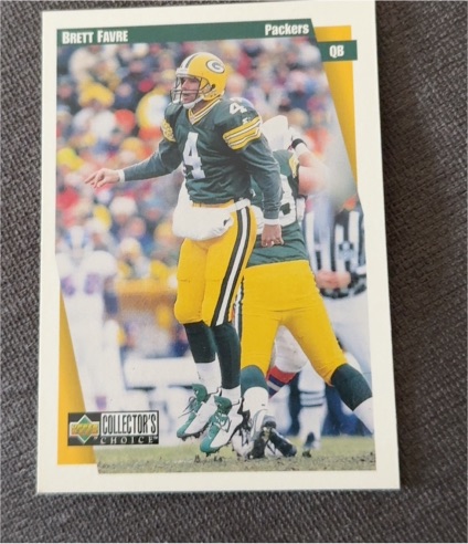 1997 Upper Deck Collector's Choice #224 Brett Favre — front