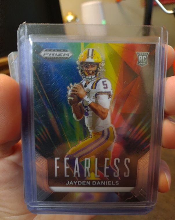 2024 Panini Prizm Draft Picks #F-JD Jayden Daniels Fearless — front