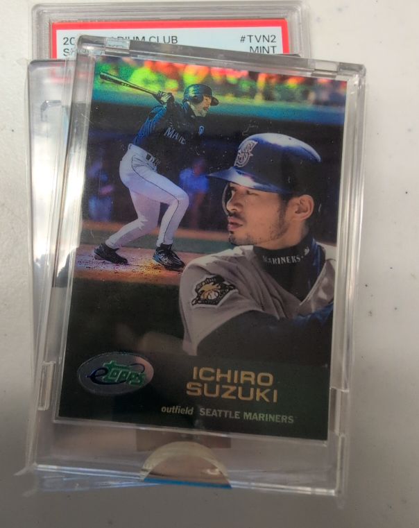 2001 Topps eTopps #100 Ichiro Suzuki — front