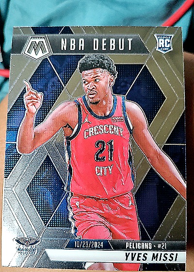 2024-25 Panini Mosaic #255 Yves Missi NBA Debut RC — front