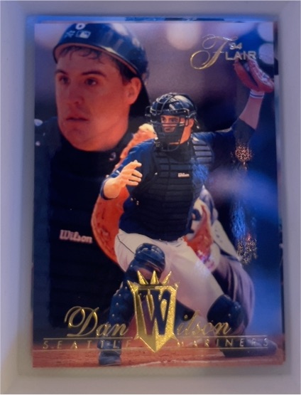 1994 Flair #342 Dan Wilson — front