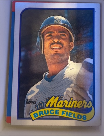 1989 Topps #556 Bruce Fields — front