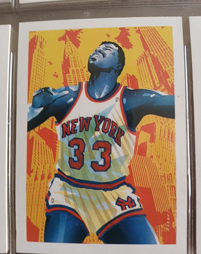 1990-91 Hoops #372 Patrick Ewing — front