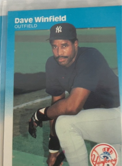 1987 Fleer Glossy #120 Dave Winfield — front